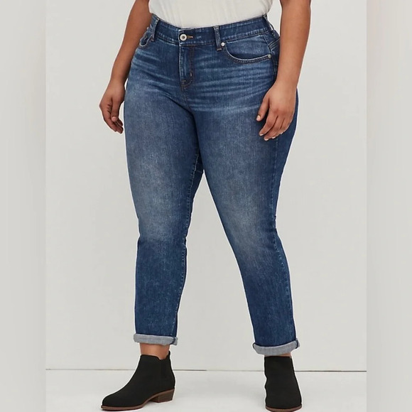 Torrid Bomdshell Straight Premium Stretch High Rise Jean NWT - Picture 1 of 8